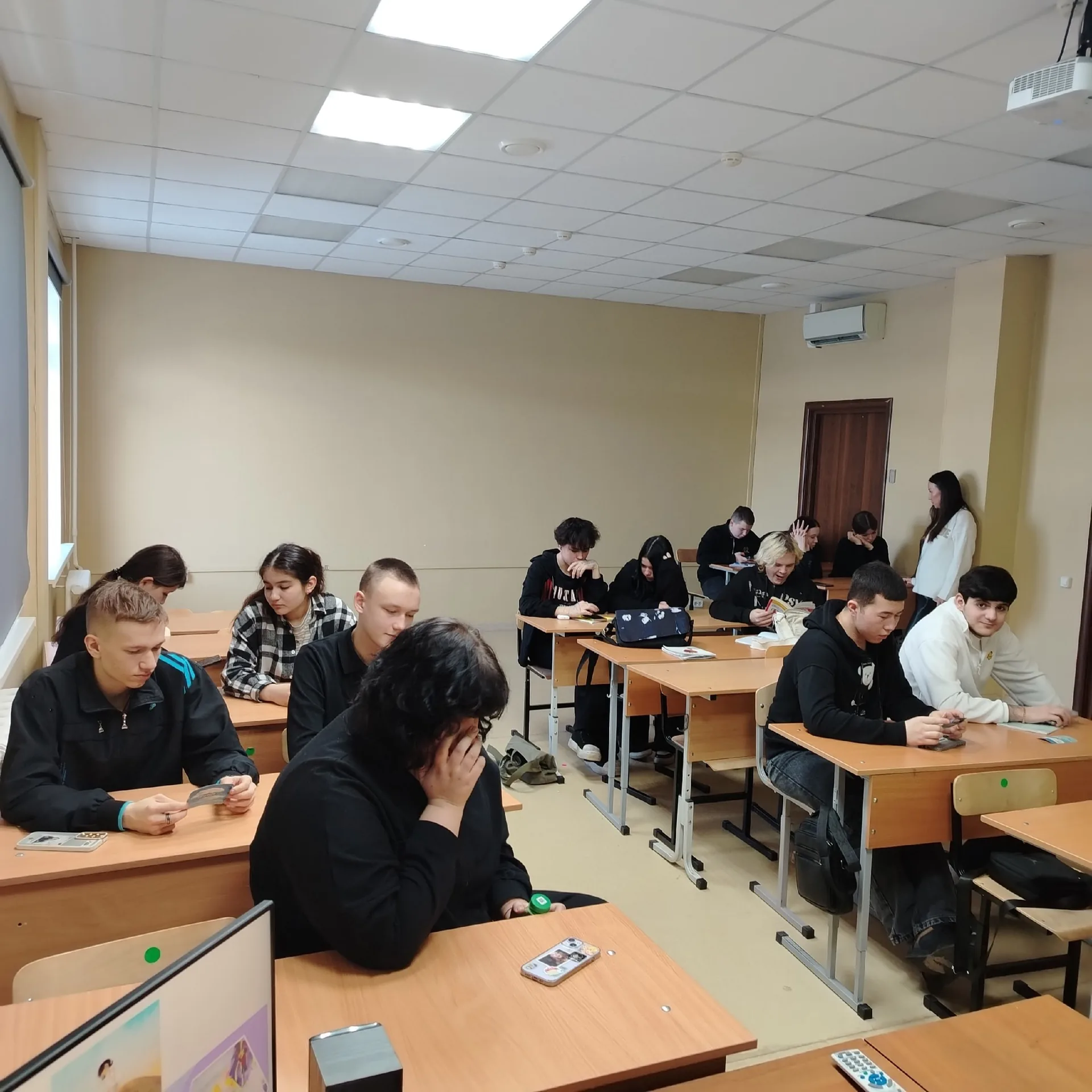 В МИКА начал работу психологический клуб «ЭмоциУм»